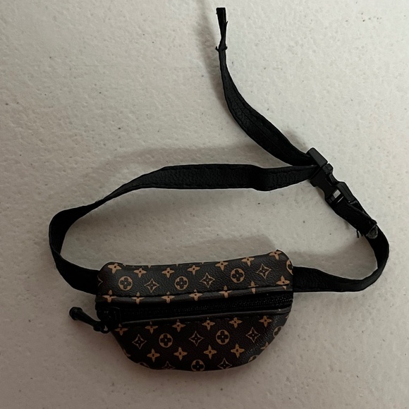 Designer Fanny Pack Bag For Labubu Brown Fashion Accessory Brown - Picture 1 of 5